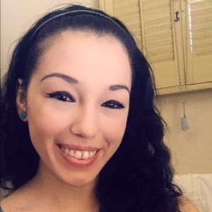 Meet your Posher, Allyson